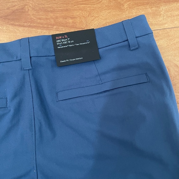 Lululemon Men ABC Classic Fit Navy Blue Shorts 7" Size 34 New With Tag - Picture 3 of 7